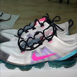 Womens nike Vapormax size 10
